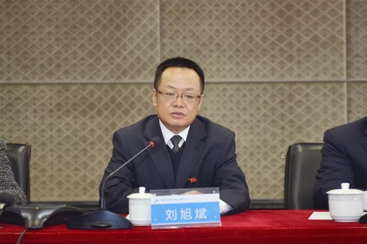 依依影院的相关介绍
