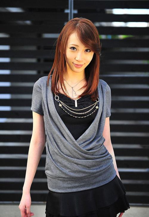 人妻熟女 在线的相关介绍