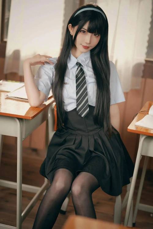 欧美模特双飞一区二区aa的相关介绍