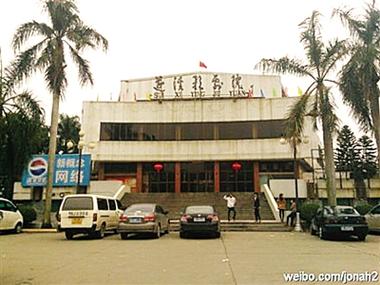年轮影院在线观看 | 最新高清电影免费追剧平台，热门影视剧全集无广告播放