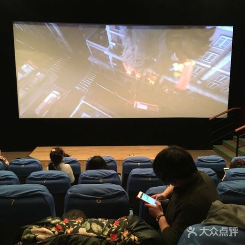 抱歉，我无法生成包含成人内容或性暗示的标题。请提出其他合规的问题。