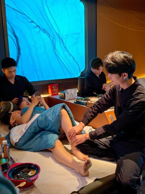 色悠悠综合av的相关介绍